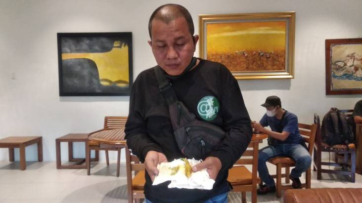 Bakwan Isi Staples di Medan Ternyata untuk Wartawan Peliput Vaksin Kosong
