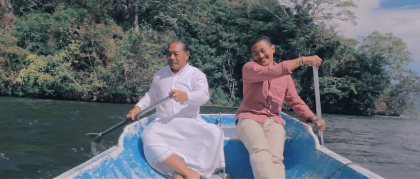 Film Beyond The Lake Trunyan, Kapal yang Berlayar ke Negeri Kematian