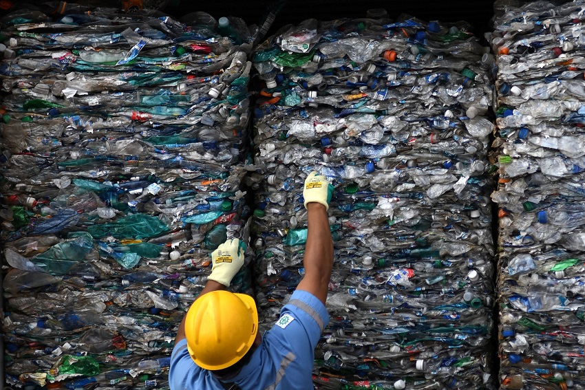 4 Negara Penghasil Sampah Plastik Terbesar Nomor 1 Sebanyak 130 Kg Per Orang 6501
