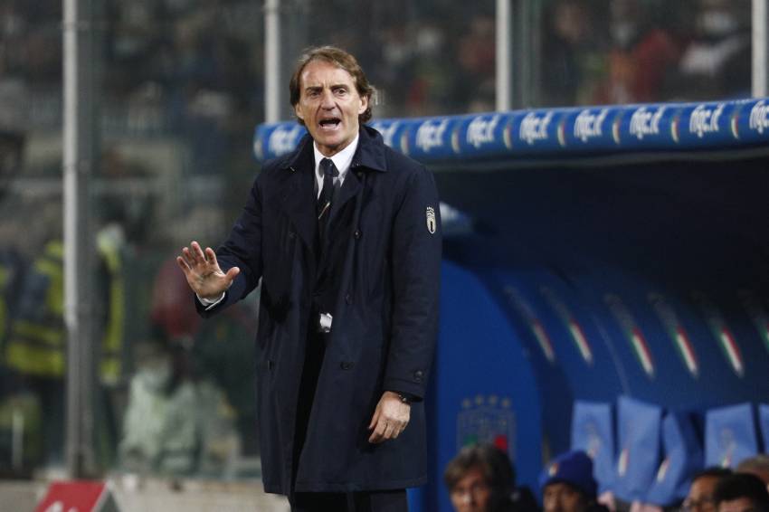 Gagal Bawa Italia ke Piala Dunia 2022, Roberto Mancini Minta Maaf