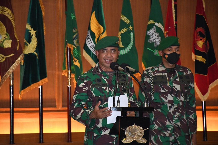 Karier Militer Letjen TNI Arif Rahman yang Jabat Dankodiklatad