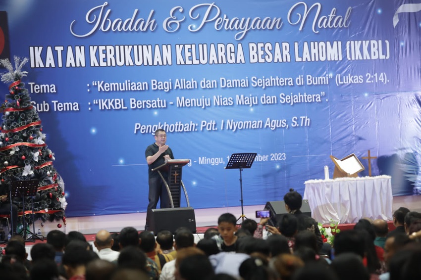 Natal IKKBL di Tangerang, HT Bicara Melayani Sesama