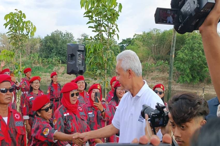 Pimpin Apel Siaga Satgas PDIP DPC Surakarta, Ganjar: Tugas Kita Tempur dan Menang