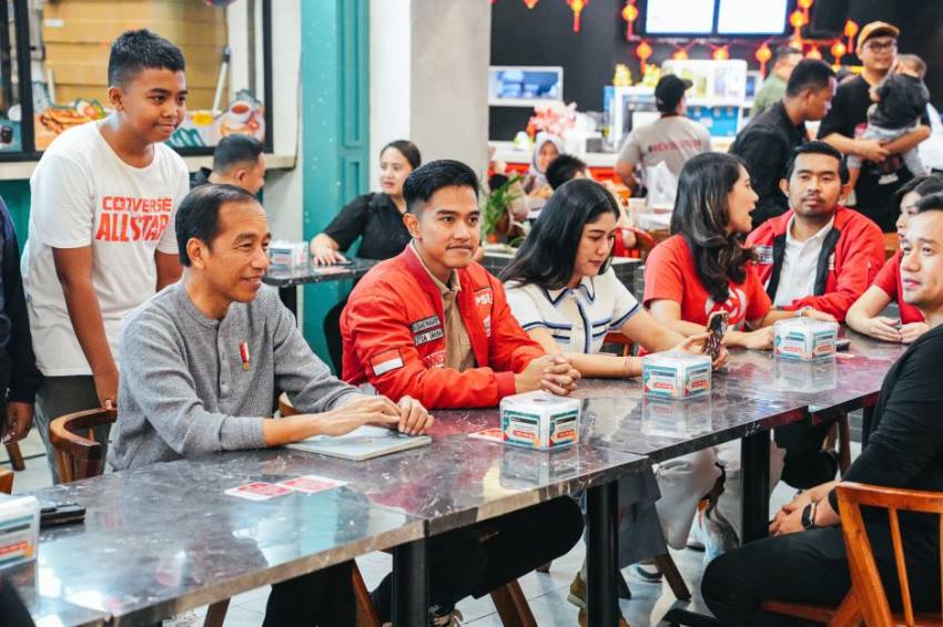 Sempat Makan Mi Bareng, Ini Momen Kebersamaan Presiden Jokowi dan Kaesang