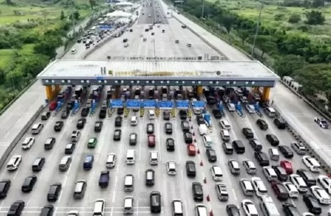 Libur Panjang, 96.478 Kendaraan Tinggalkan Jakarta Lewat GT Cikampek Utama