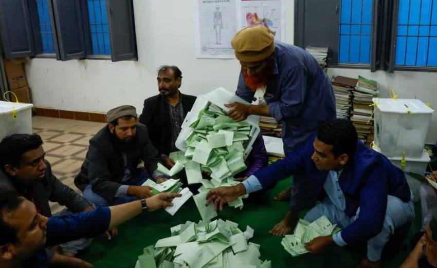 Partai Independen yang Didukung Imran Khan Memenangkan Pemilu Pakistan