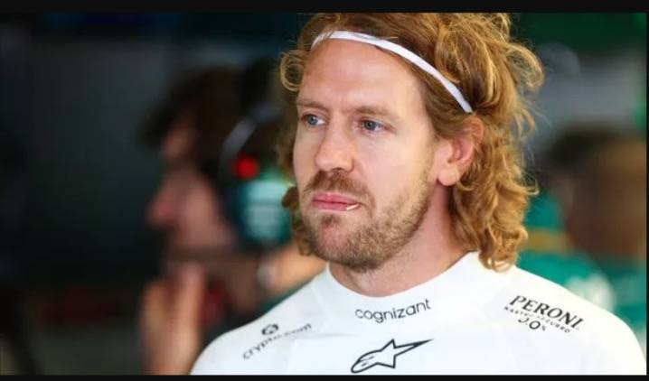Sebastian Vettel Suksesor Lewis Hamilton di Tim Balap Mercedes?