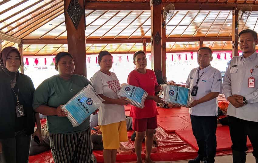 Korban Banjir Kabupaten Grobogan Terima Bantuan Sembako BRI Peduli