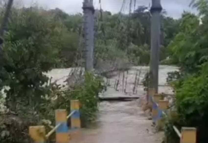 Banjir Bandang Kepung Manggarai Barat, Rumah Warga dan Kendaraan Terendam