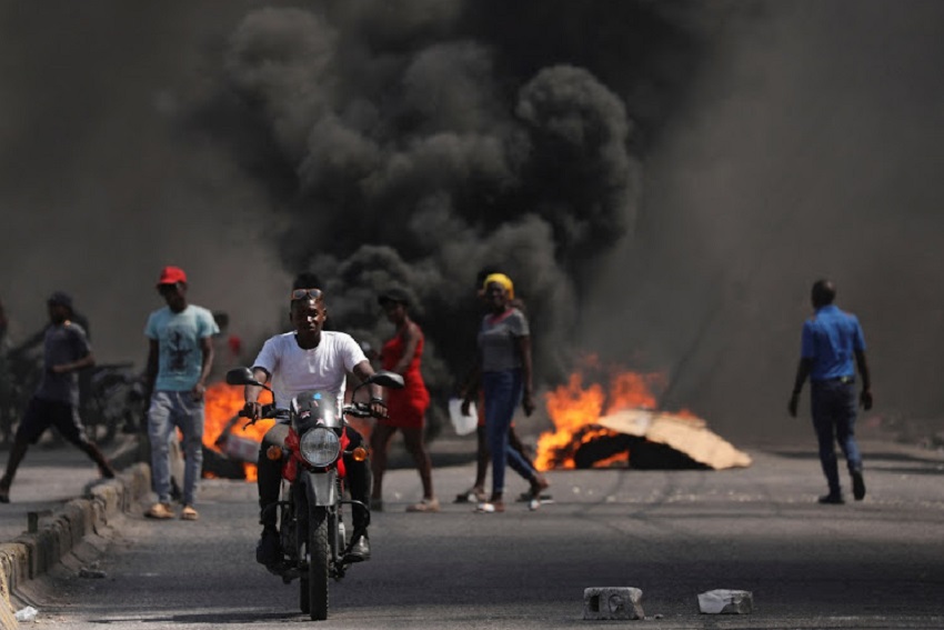 Geng Bersenjata Serang Penjara Haiti, 3.700 Napi Kabur, Selusin Tewas