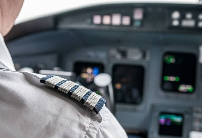 Pilot Diperbolehkan Tidur di Penerbangan, tapi Ada Syaratnya