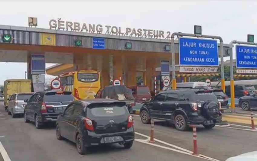 Libur Panjang Nyepi, 80.000 Kendaraan Wisatawan Padati Kota Bandung