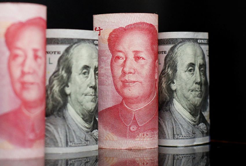 Dolar Makin Tersingkir oleh Yuan di Pasar Valuta Asing Rusia
