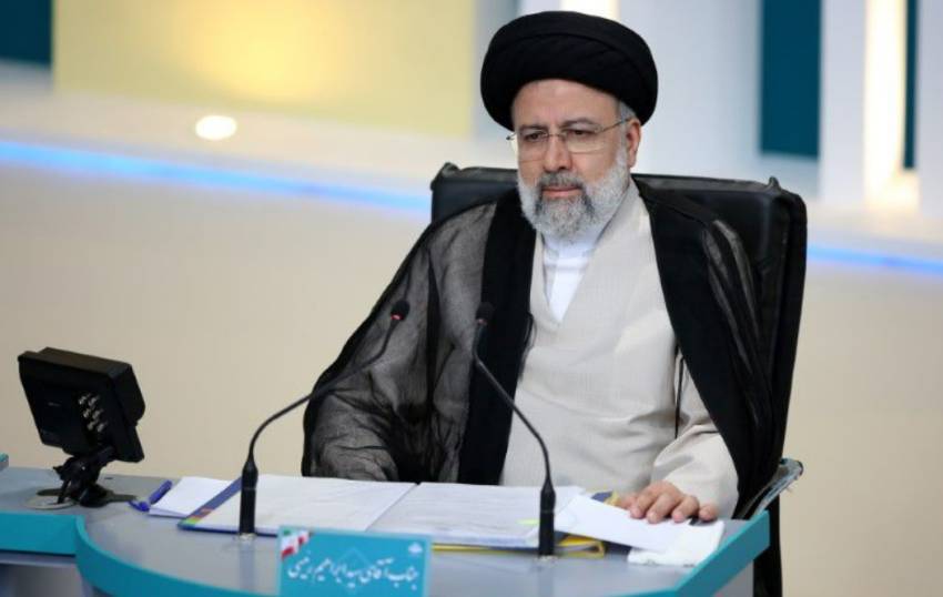 Presiden Iran Puji Pasukan Garda Revolusi yang Memberikan Pelajaran kepada Israel