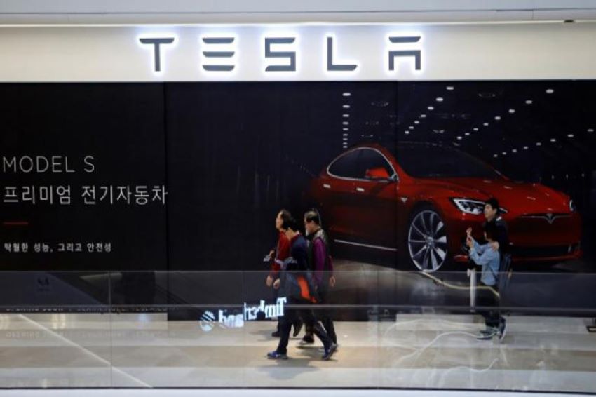 Penjualan Tergerus Pesaing China, Tesla Bakal PHK 10% Tenaga Kerja