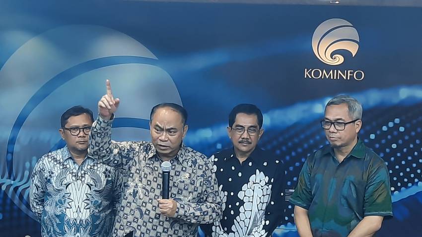 Microsoft Investasi Rp27,6 Triliun di Indonesia, Menkominfo Budi Arie Bilang Gini