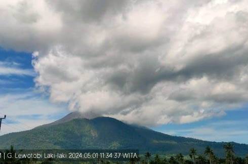 Gunung Lewotobi Erupsi, PVMBG: Waspada, Potensi Banjir Lahar!