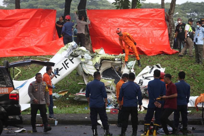 Ketua KNKT: Pesawat PK-IFP Jatuh di BSD usai Survei ke Tanjung Lesung