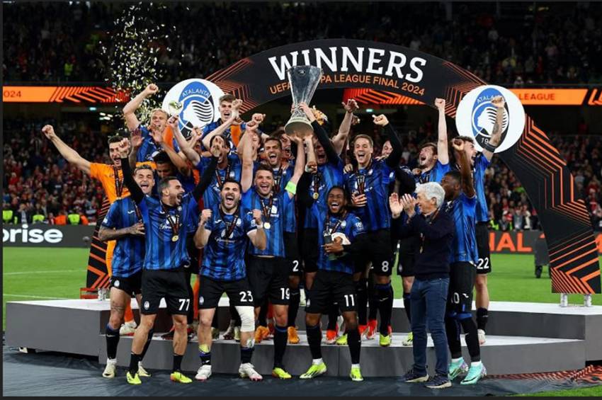 Atalanta Juara Liga Europa 2023/2024: Gasperini Pelatih Tertua Angkat Trofi