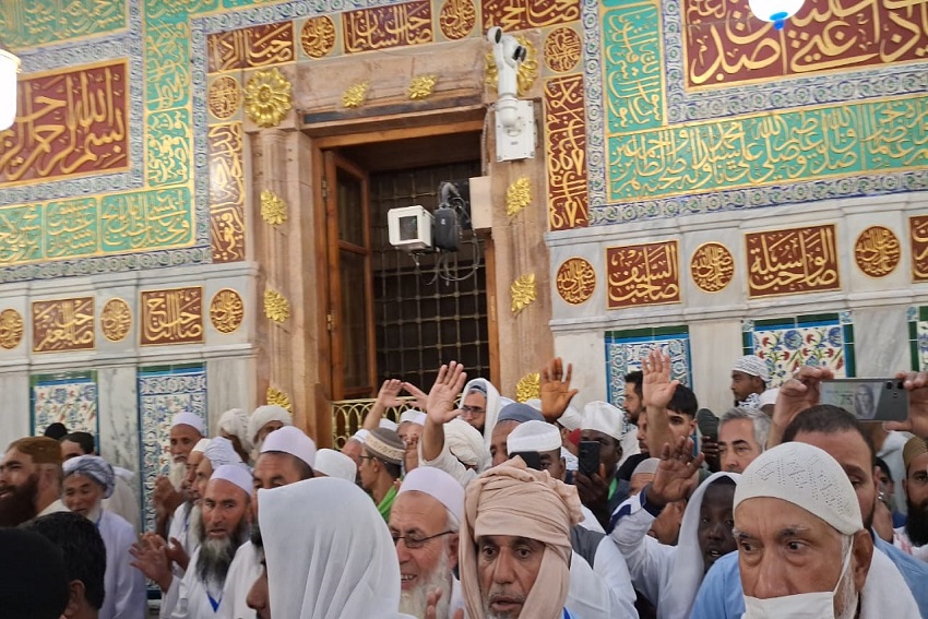 Misteri Jendela di Depan Makam Nabi Muhammad SAW yang Selalu Terbuka sejak 1.400 Tahun Silam