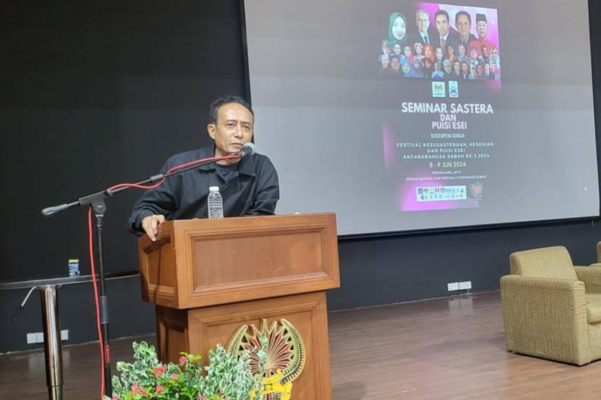 Puisi Esai, Lahirnya Angkatan Baru Sastra di Indonesia