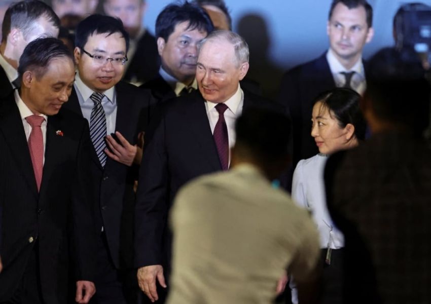 Rusia dan Vietnam Kompak Buang Dolar, Putin Puji Dedolarisasi di Asia
