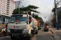 Mobil Gunner PMI Lakukan Penyemprotan Disinfektan di Sepanjang Jalan Letjen Soeprapto Jakarta