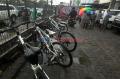 Pandemi COVID-19, Penjual Sepeda Bekas di Pasar Rumput Laku Keras