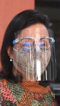 Pakai Face Shield, Menkeu Sri Mulyani Ikuti Raker dengan Komisi XI DPR