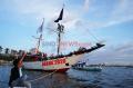 Pasangan Pomanto-Fatmawati Deklarasikan Diri di Atas Kapal Pinisi