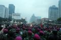 Mahasiswa dan Buruh di Jakarta Kembali Gelar Aksi Tolak Omnibus Law
