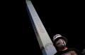 Proyeksi Cahaya Bergambar Maradona Hiasi Monumen Obelisco di Buenos Aires