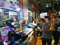 Sambangi Pasar di Jakbar, Kapolda Metro Jaya Target Bagikan 100 ribu Masker Per Hari