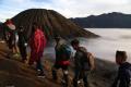 Tertutup untuk Wisatawan, Warga Tengger Leluasa Menikmati Keindahan Gunung Bromo