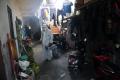 Klaster Covid-19 Keluarga di Surabaya Meningkat, Jurnalis Ini Berikan Layanan Fogging Disinfektan Gratis