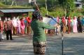 Upacara HUT ke-76 Kemerdekaan RI, Warga Kampung Jawi Semarang Kenakan Pakaian Adat Jawa