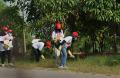 Ratusan Karyawan Sampoerna Gelar Aksi Bersih-bersih Lingkungan dan Tanam Mangrove Serentak di Dua Kota