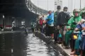 Jakarta Dikepung Banjir, Jalan Cempaka Putih Terendam