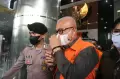 Mantan Bupati Buru Selatan Tagop Sudarsono Soulisa Ditahan KPK