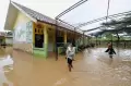 Diguyur Hujan Deras, Rumah Warga di Kenali Asam Bawah Jambi Terendam Banjir