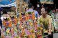 Pedagang Parsel Lebaran di Pasar Kembang Cikini Mulai Ramai