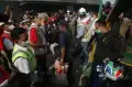 Ganjar Sambut Kedatangan Ribuan Pemudik Kapal Gratis di Pelabuhan Tanjung Emas