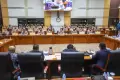 Rapat Dengar Pendapat Komisi III DPR dan Kapolri Diwarnai Interupsi