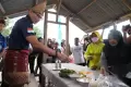 Sandiaga Uno Sambangi Desa Wisata Pulau Pahawang Lampung