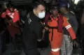 Evakuasi Korban Kapal Cepat Cantika Express 77 yang Terbakar