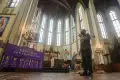 Jelang Natal, Gereja Katedral Jakarta Mulai Bersolek