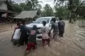 Akibat Cuaca Ekstrem, Banjir Rendam 728 Rumah di Tiga Kecamatan Pandeglang Banten