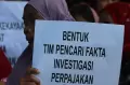 Aksi Menuntut KPK Tuntaskan Korupsi Pajak