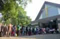 Indahnya Toleransi, Gereja Ini Bagikan Ratusan Makanan Gratis untuk Warga Muslim Berbuka Puasa