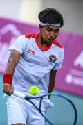 Rifqi Fitriadi Raih Medali Emas Tenis Tunggal Putra SEA Games 2023